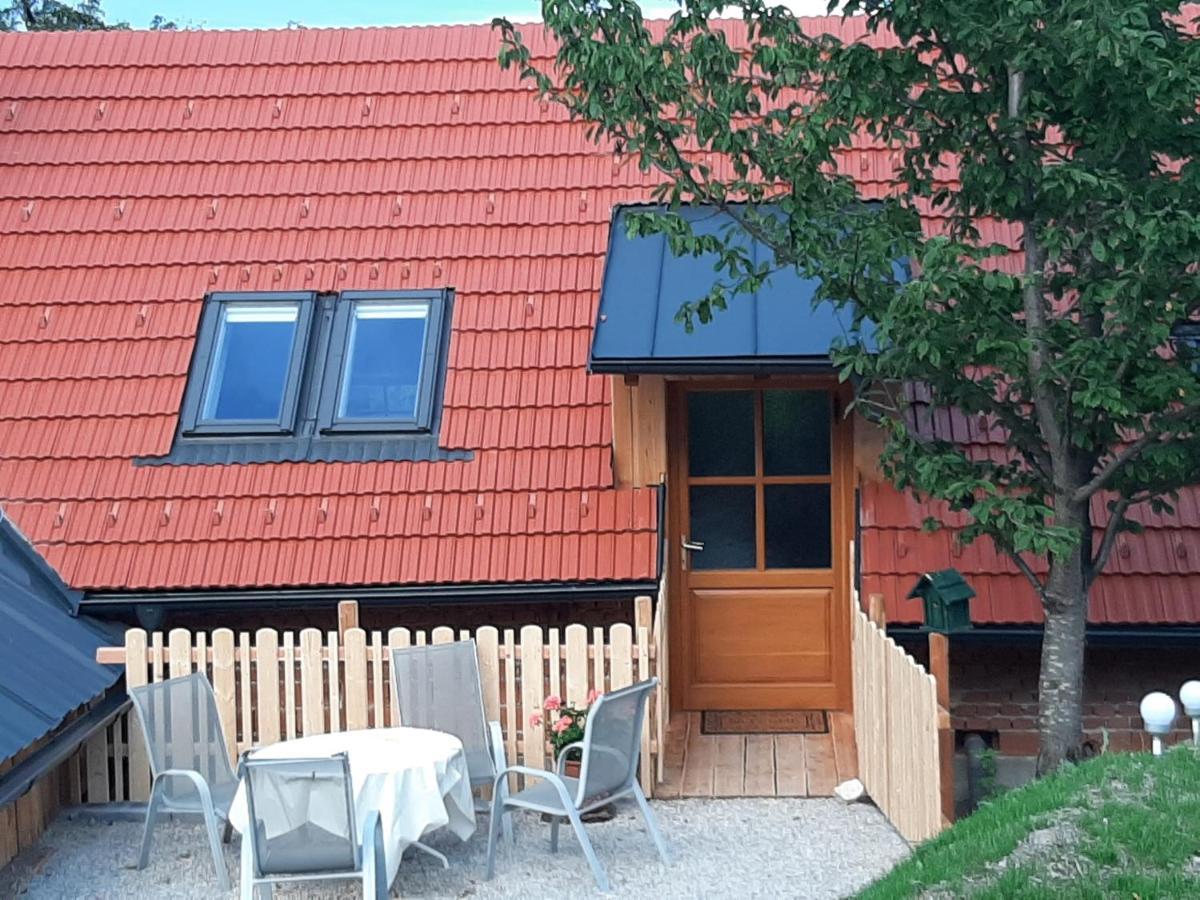 Ferienwohnung Holzer Payerbach Exterior foto