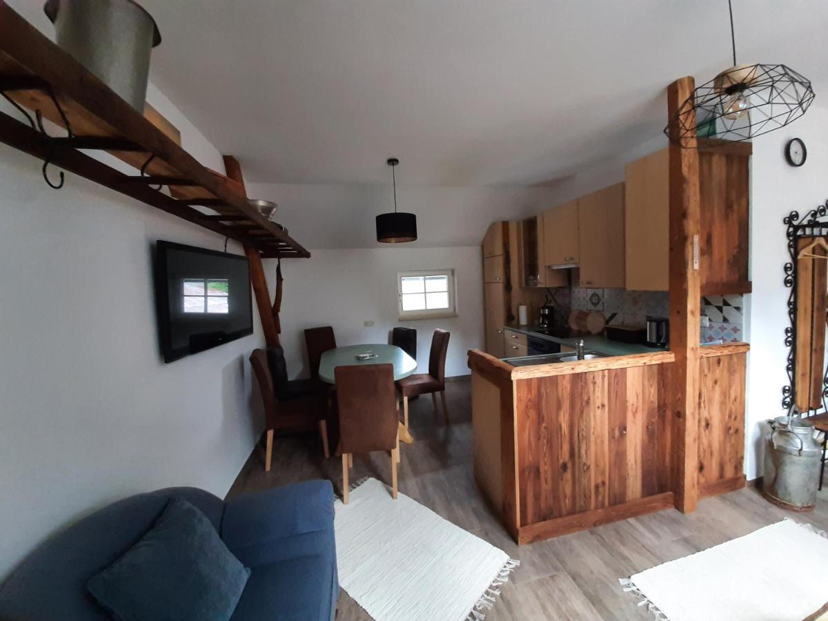 Ferienwohnung Holzer Payerbach Exterior foto
